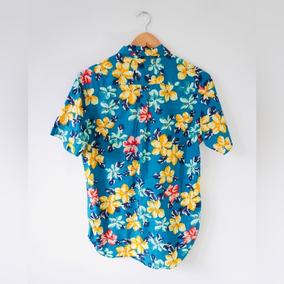 HAWAIIAN LUAU BUTTON DOWN TSHIRT - Picture 5 of 5
